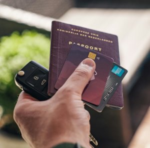 Best Credit Card Tips to Avoid Foreign Transaction Fees Abroad