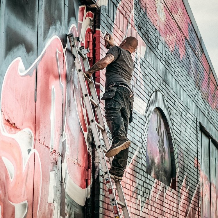 Where to Find the Best Street Art and Murals in the United States