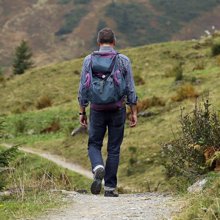 Solo Hiking Made Easy: Beautiful and Secure Trails for Independent Travelers