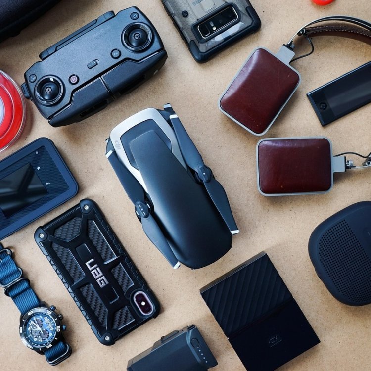 Essential Gadgets for Travelers: Pack Smarter, Travel Better