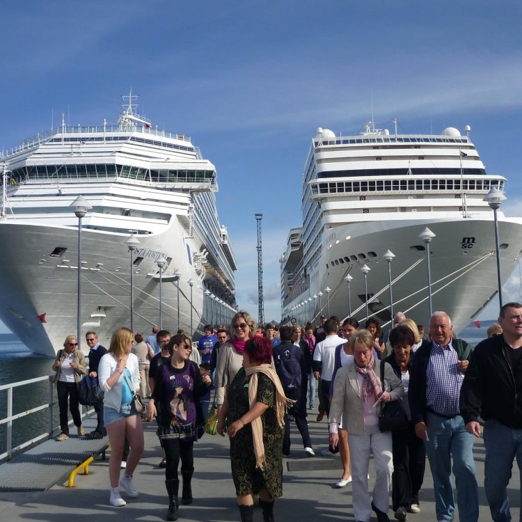 Cruise Packing Checklist: What to Bring (and What to Leave Behind)